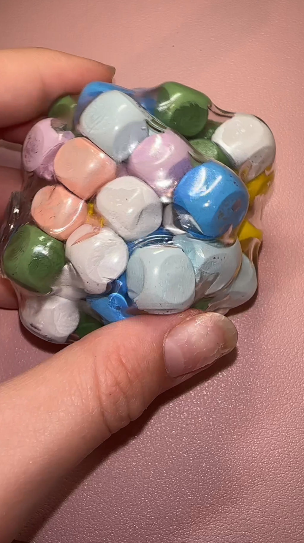 Crunchy medium bead squishy