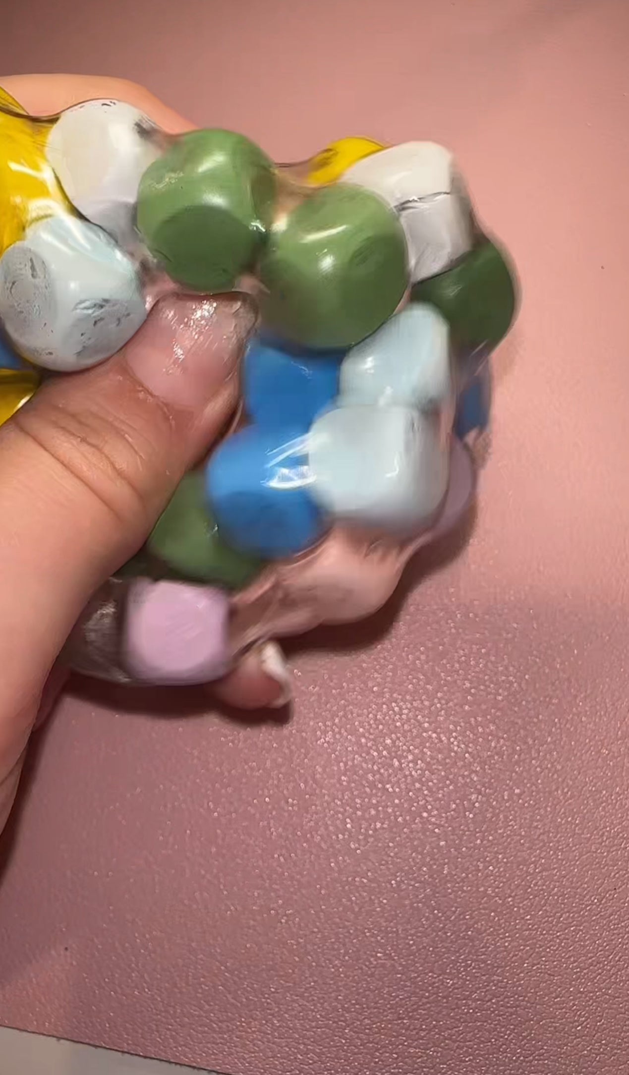 Crunchy medium bead squishy